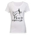 Mom Unicorn - Ladies - T-Shirt