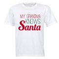 My Grandma Knows Santa - Christmas - Kids T-Shirt