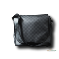 Louis Vuitton Daniel MM Crossbody Shoulder Bag (Pre-Owned)