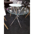 ModaDine Glass Table - Modern Dining for Small Families