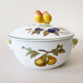 Royal Worcester Evesham Vale Veg and Cover