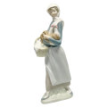 Lladro Girl With Rooster 4591