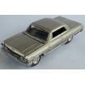 JOHNNY LIGHTNING 1963 Chevrolet Impala Similar Scale to Matchbox 1/64 scale