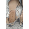 GREY SUEDE LIKE ANKLE STRAP FLAT SHOES