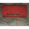 30 cm Brick red clutch bag with necklace set