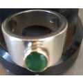 Sterling silver ring with 5.35 ct emerald ring 20 mm wide