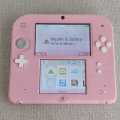 Nintendo 2ds console with original charger and stylus