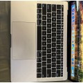 MacBook Pro 2017 non touchbar 8GB ram, 128GB ram, i5