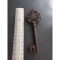 Solid heavy and large Skeleton key