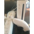 Wii console with ninchuck,1 control and cables