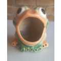 Widemouth frog figurine