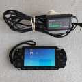 Sony Psp 1000 model with charger +memory card