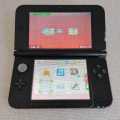 Nintendo 3Ds Pokémon X and Y Limited Edition console +original charger and stylus