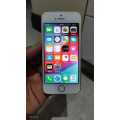 Apple iPhone 5S Gold 16GB (pre owned)