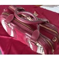 Vintage Gorgeous Burberry Large Handbag with Two Compartments. Size 48cm x 20cm
