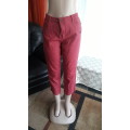 CROP ROSE PINK PANTS BY KELSO PETITE SIZE 16 - LIKE NEW CONDITION