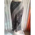 Beautiful Black & Beige Maxi Skirt By Topics - Like New - L/36/12