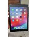 Apple iPad Air 32Gb cellular+ wifi Space Grey A1475(Pre Owned)