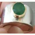 Sterling silver ring with 5.35 ct emerald ring 20 mm wide