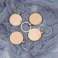 50pcs Diy Blank Wooden Keychain Square Carved Key Ring 40 X 40 Mm