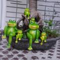 2pcs/set Cute Resin Sitting Frogs Garden Store Decorative S2