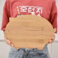 Animal Shape Household Mildewproof Solid Wood Cutting Board(pig)