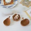 Japanese Teak Flavor Solid Wood Creative Pear-shaped Dish (flower)