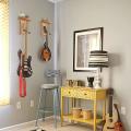 2pcs Guitar Wall Hanger with Pick Holder Solid Pine Wood Guitar Rack