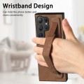 For Samsung Galaxy S24 Ultra 5G Retro Wristband Holder Leather Back Phone Case(Brown)