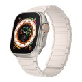 For Apple Watch Ultra 2 49mm Magnetic Loop Silicone Watch Band(Starlight)