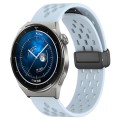 For Huawei Watch GT3 Pro 46mm 22mm Folding Magnetic Clasp Silicone Watch Band(Light Blue)