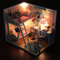 Hoomeda DIY Wood Children`s Memories With LED+Furniture+Cover Dollhouse