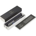 Parker Jotter Fountain Pen - Medium Nib, Blue Ink (Bond Street Black with Chrome Trim) - in Gift Box