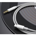 UPA19  Lightning to DC 3.5mm Audio Conversion Cable (white) - 1M