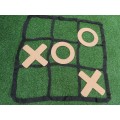 Trendify Throwing Tic Tac Toss (Noughts & Crosses) with bag