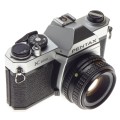 PENTAX K1000 SLR analogue vintage classic 35mm film camera SMC Pentax-M 1:2 f=50mm lens case - Penta