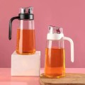 Cooking Oil Bottle With Automatic Opening And Closing That Is Leak Proof 630ml White