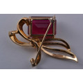 Gold 1940's Retro Brooch | National Free Shipping |