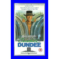 VHS CASETTE  -  CROCODILE DUNDEE (PAUL HOGAN)