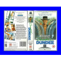 VHS CASETTE  -  CROCODILE DUNDEE (PAUL HOGAN)