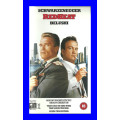 VHS CASETTE  - RED HEAT (JAMES BELUSHI & ARNOLD SCHWARZENEGGER)