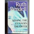 Kissing the gunner's daughter (Paperback)