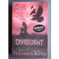 Divergent (Medium Softcover)