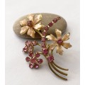 Brooch - Flowers With Pink Diamante and Pink Acrylic Petals. Gold Colour #ML1532