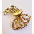 Brooch - Bow Shape Brooch With Atrine Coloured Stones(Different Sizes) ML1709