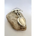 Brooch - Silver Tone hanging Heart with Pearly Pea Shaped Stone ML1742