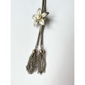 Necklace - Flapper Style 1920's. Flower Slider with Pearly Bead in Middle. Silver Tone ML1826