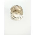 Ring - Silver Tone Wide Band. Rope Effect Design ML1886