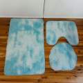 Sumptuous Comfort: Plush and Fluffy Toilet Seat Cover+Smte Keyring-Blue Mix