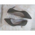 Woolworths  Stiletto Pums (Genuine Leather Suede)